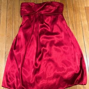 Elegant Red Strapless Dress